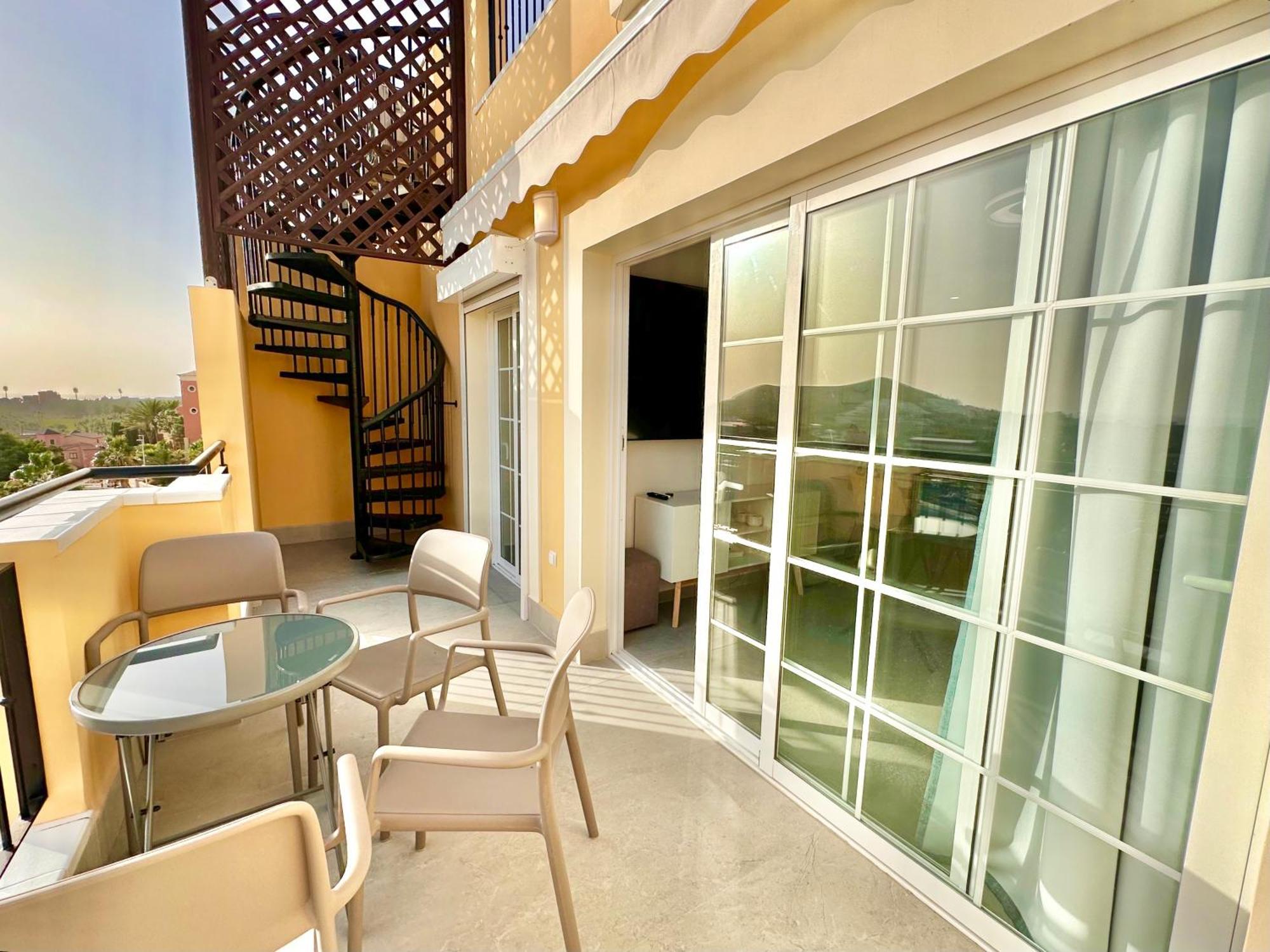 Sunset Apartment 2 & Heated Pool Los Cristianos  Exteriér fotografie