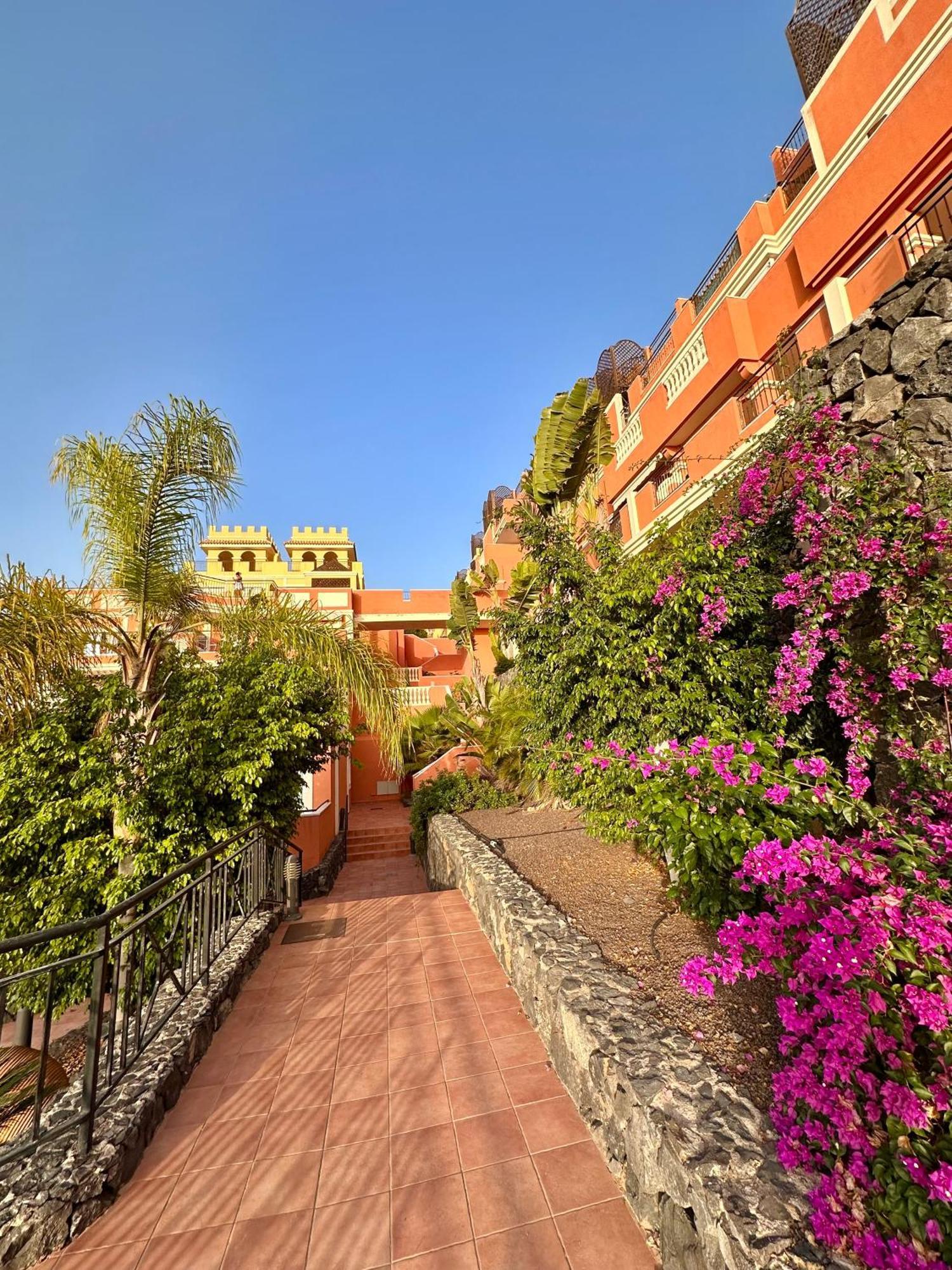 Sunset Apartment 2 & Heated Pool Los Cristianos  Exteriér fotografie