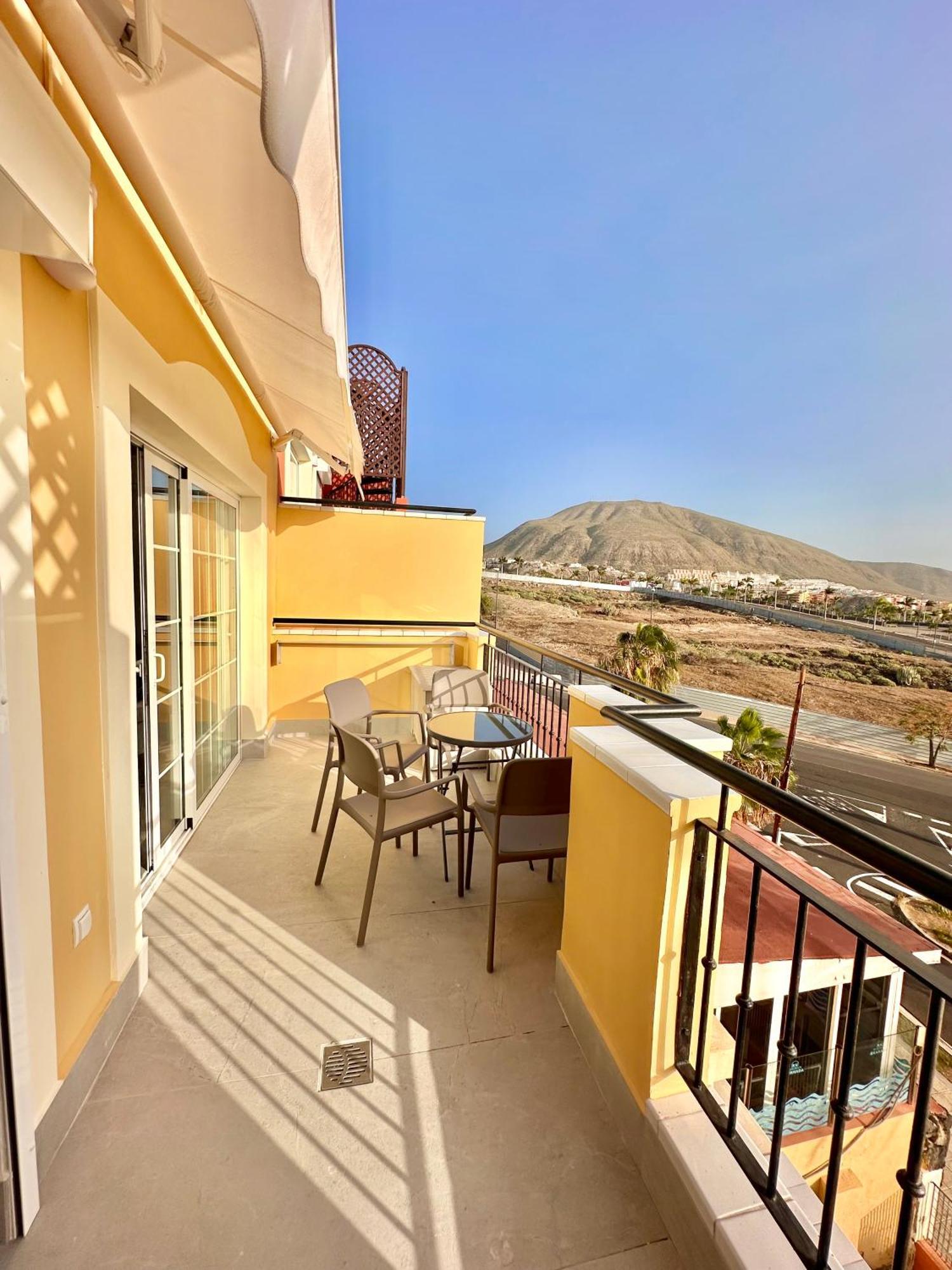 Sunset Apartment 2 & Heated Pool Los Cristianos  Exteriér fotografie