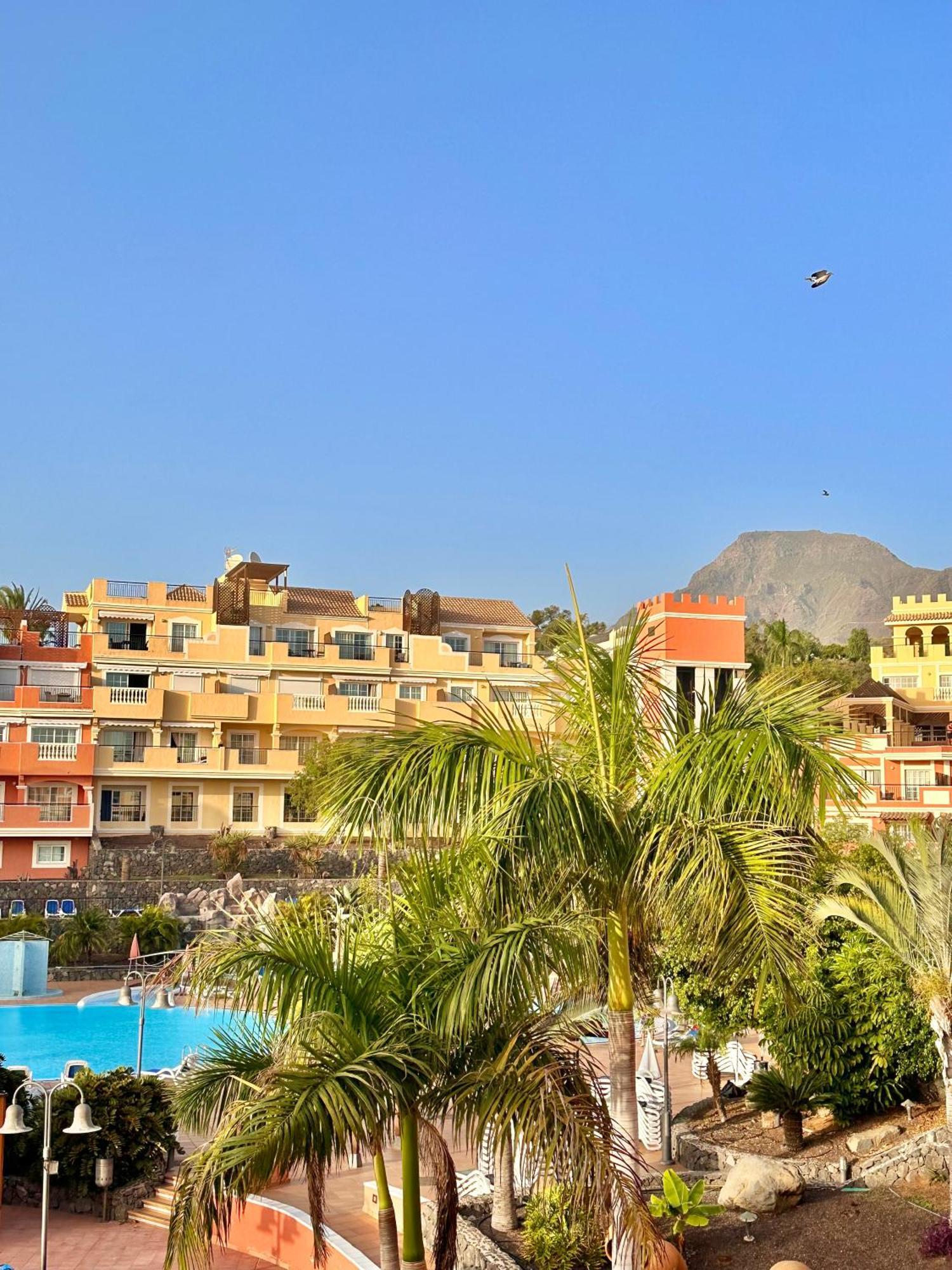 Sunset Apartment 2 & Heated Pool Los Cristianos  Exteriér fotografie