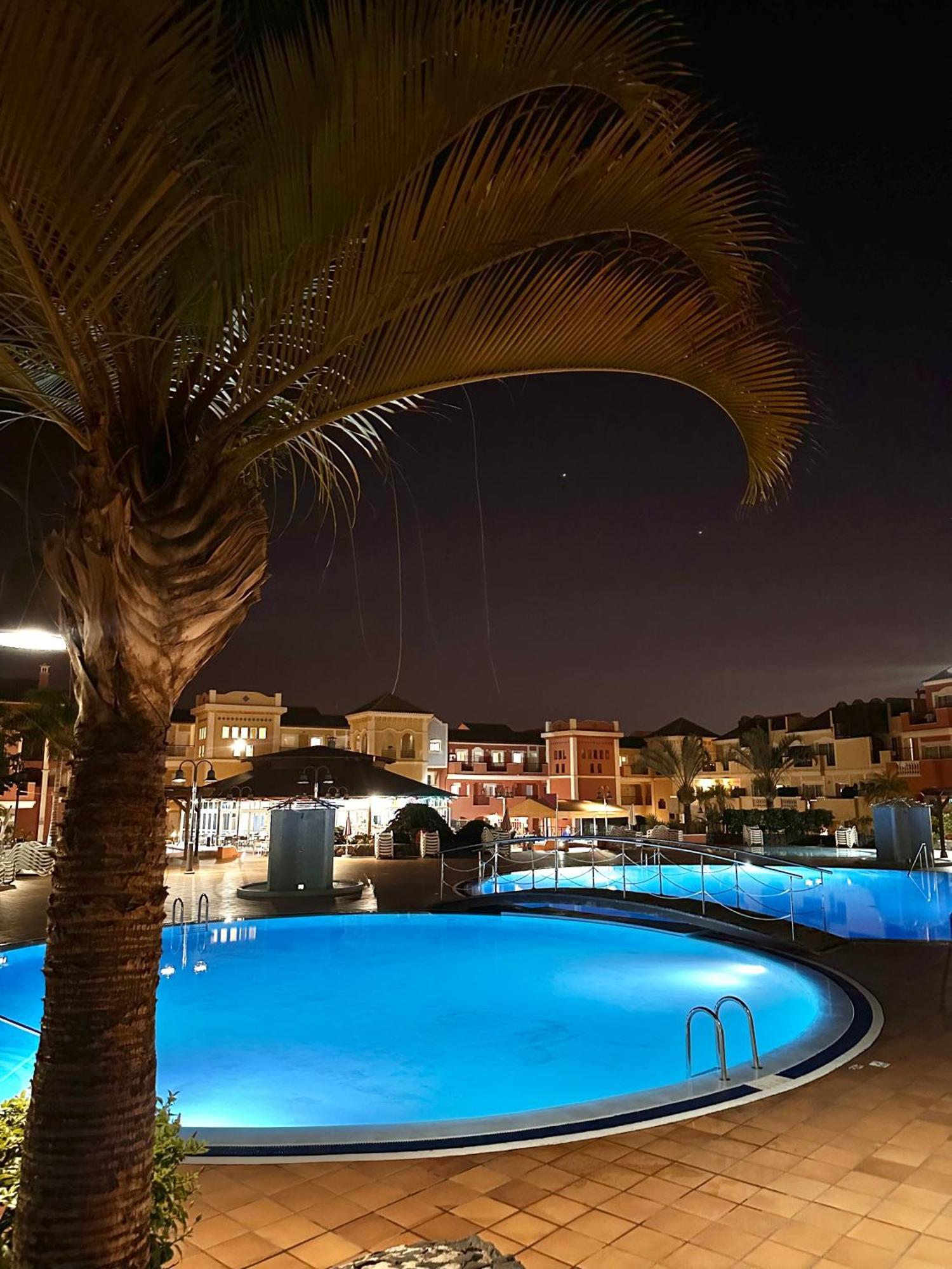 Sunset Apartment 2 & Heated Pool Los Cristianos  Exteriér fotografie